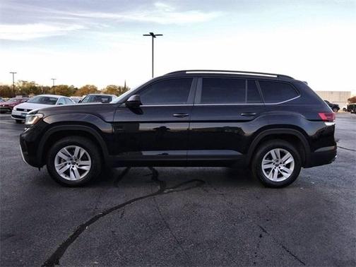 Photo 5 of 30 of 2021 Volkswagen Atlas 2.0T S
