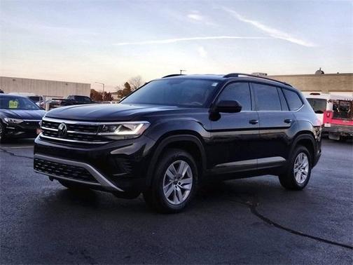 Photo 4 of 30 of 2021 Volkswagen Atlas 2.0T S