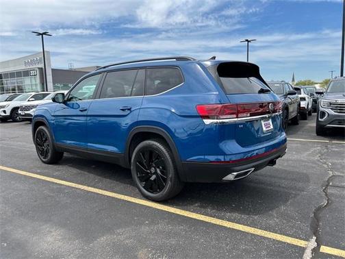 2025 Volkswagen Atlas 2.0T SE w/Technology 4MOTION