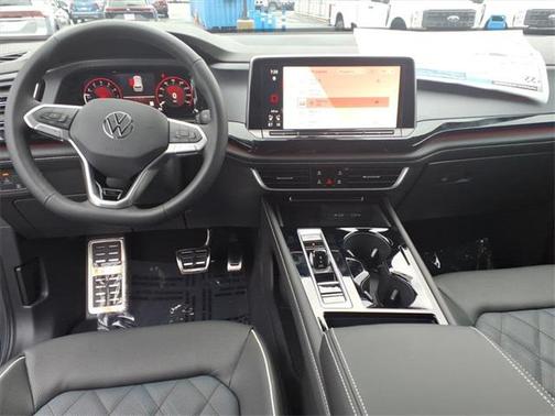 2026 Volkswagen Atlas Cross Sport 2.0T SEL Premium