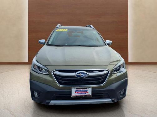 2022 Subaru Outback Touring