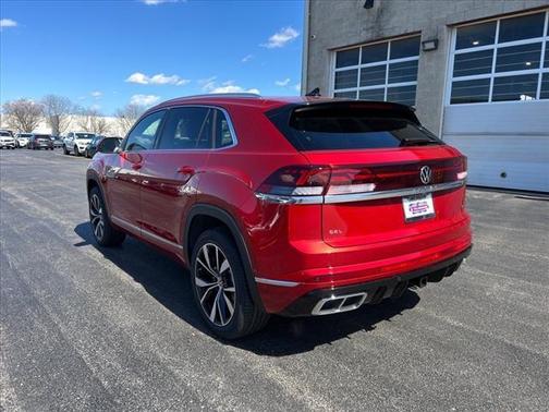 2025 Volkswagen Atlas Cross Sport 2.0T SEL Premium