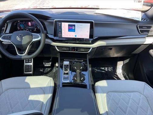 2025 Volkswagen Atlas Cross Sport 2.0T SEL Premium