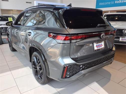 2025 Volkswagen Tiguan 2.0T SE R-Line Black 4MOTION
