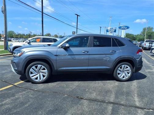 2022 Volkswagen Atlas Cross Sport 3.6L V6 SE w/Technology
