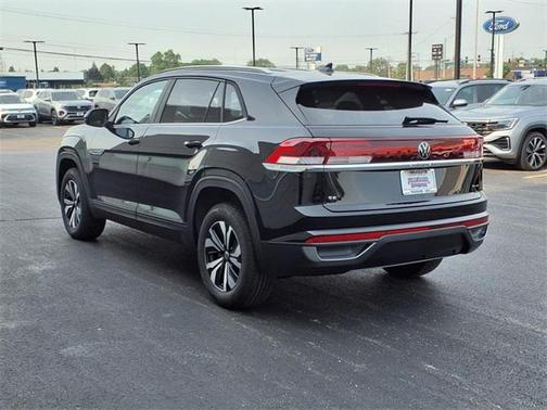 2025 Volkswagen Atlas Cross Sport 2.0T SE