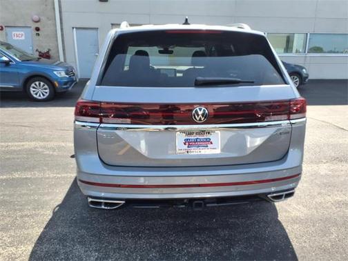 2025 Volkswagen Atlas 2.0T SEL Premium R-Line 4MOTION