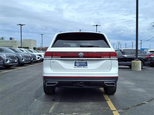 2024 Volkswagen Atlas 2.0T SE w/Technology