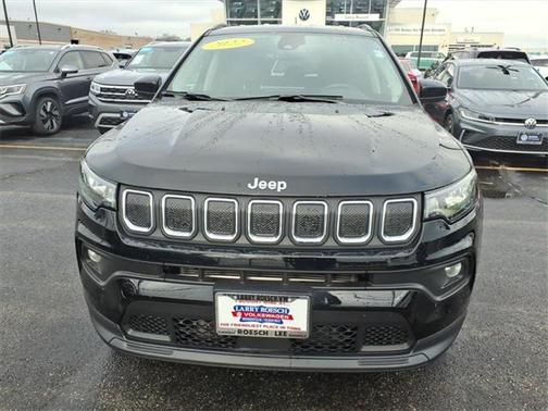 2022 Jeep Compass Latitude Lux