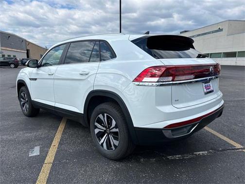 2025 Volkswagen Atlas Cross Sport 2.0T SE