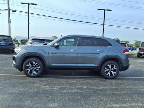 2025 Volkswagen Atlas Cross Sport 2.0T SE
