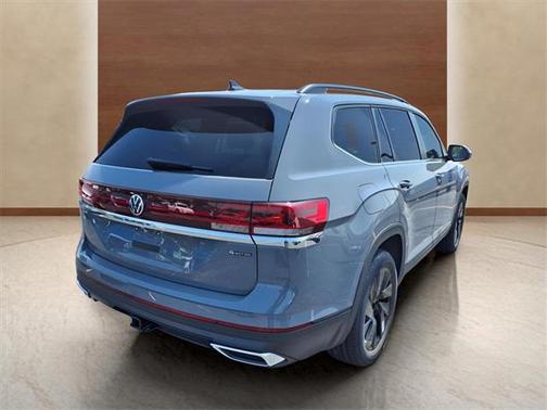 2025 Volkswagen Atlas 2.0T SE w/Technology 4MOTION