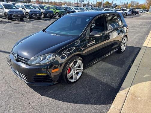 2013 Volkswagen Golf R 4-Door w/DCC & Navigation
