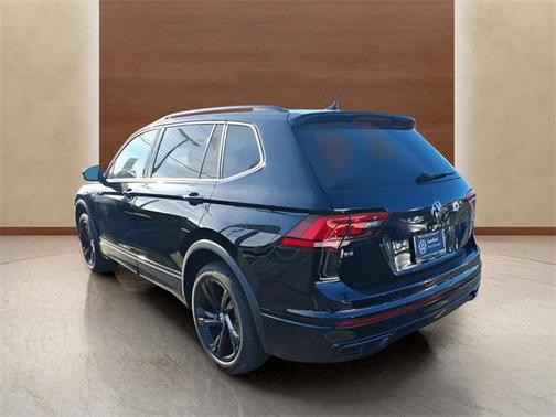 2024 Volkswagen Tiguan 2.0T SE R-Line Black 4MOTION