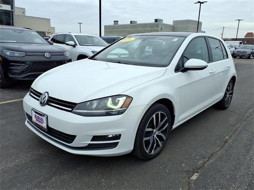 2016 Volkswagen Golf TSI SE 4-Door
