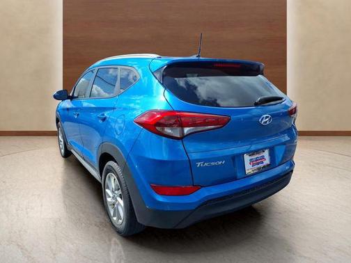 Caribbean Blue 2017 Hyundai TUCSON SE