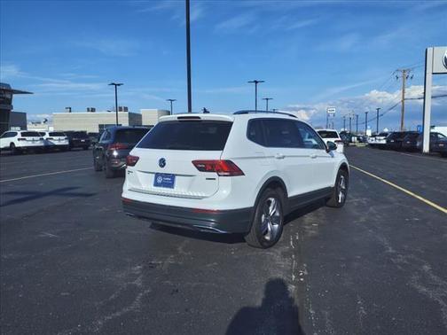 2021 Volkswagen Tiguan 2.0T SEL