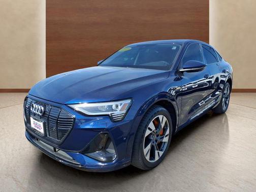 2022 Audi e-tron Sportback S line Premium