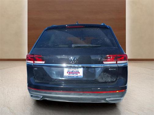 2023 Volkswagen Atlas 2.0T SE w/Technology 4MOTION