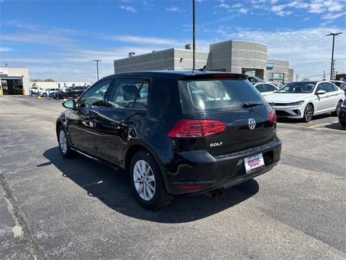 2015 Volkswagen Golf Auto TSI S