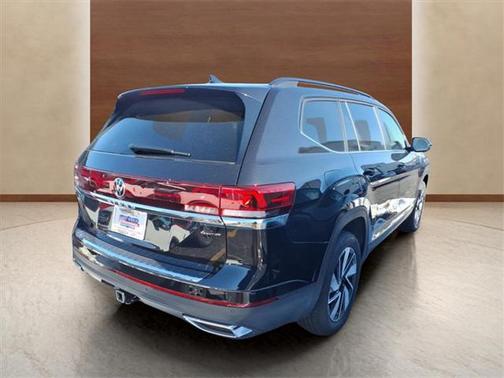 2026 Volkswagen Atlas 2.0T SE w/Technology 4MOTION