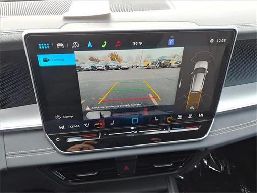 2025 Volkswagen Tiguan 2.0T SE 4MOTION