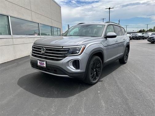 2025 Volkswagen Atlas 2.0T SE w/Technology 4MOTION