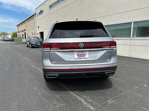 2025 Volkswagen Atlas 2.0T SE w/Technology 4MOTION