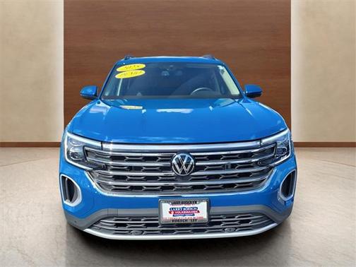 2025 Volkswagen Atlas 2.0T SE w/Technology 4MOTION