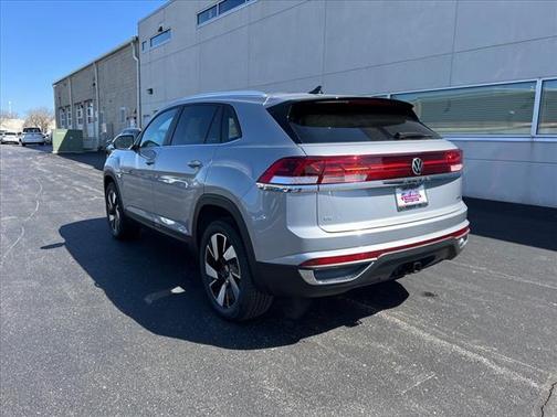 2025 Volkswagen Atlas Cross Sport 2.0T SE w/Technology 4MOTION