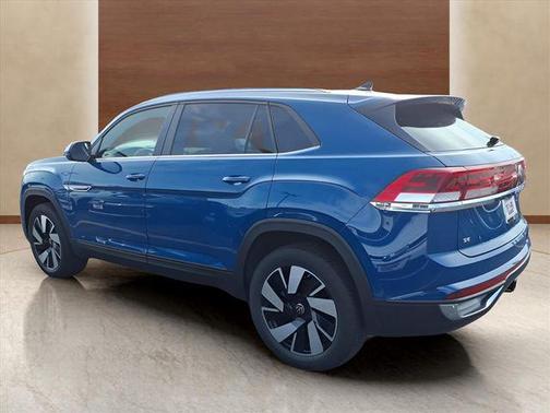 2025 Volkswagen Atlas Cross Sport 2.0T SE w/Technology 4MOTION