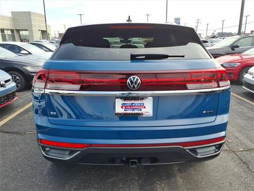 2025 Volkswagen Atlas Cross Sport 2.0T SE w/Technology 4MOTION