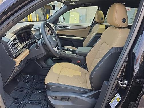 2025 Volkswagen Atlas Cross Sport 2.0T SE w/Technology 4MOTION