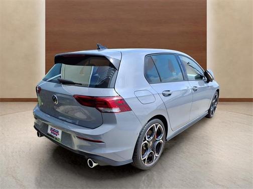 2025 Volkswagen Golf GTI 2.0T S DSG