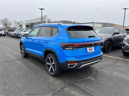 2025 Volkswagen Taos 1.5T SEL