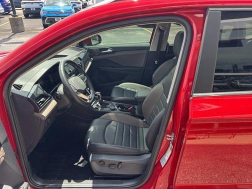 2022 Volkswagen Taos 1.5T SEL
