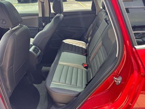 2022 Volkswagen Taos 1.5T SEL