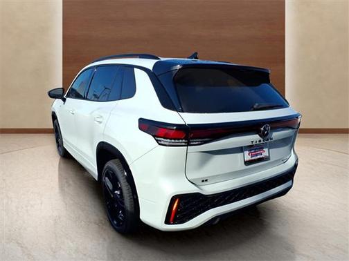 2025 Volkswagen Tiguan 2.0T SE R-Line Black 4MOTION