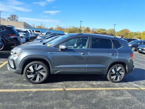 2024 Volkswagen Taos 1.5T SEL