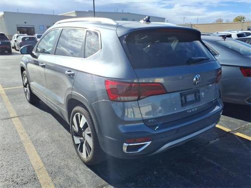 2024 Volkswagen Taos 1.5T SEL