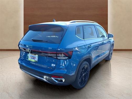 2025 Volkswagen Taos 1.5T SEL