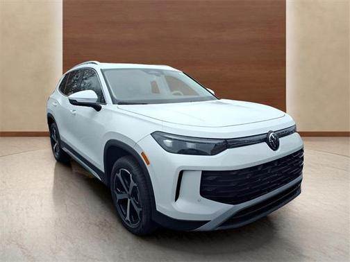 2025 Volkswagen Tiguan 2.0T SE 4MOTION