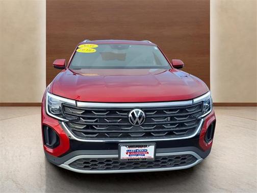 2025 Volkswagen Atlas Cross Sport 2.0T SE w/Technology 4MOTION