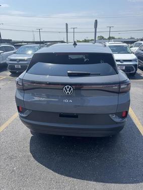 2023 Volkswagen ID.4 Pro