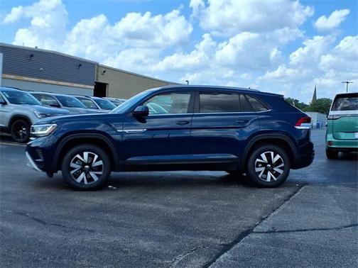 2022 Volkswagen Atlas Cross Sport 2.0T SE