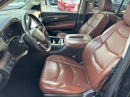 2018 Cadillac Escalade ESV Premium Luxury