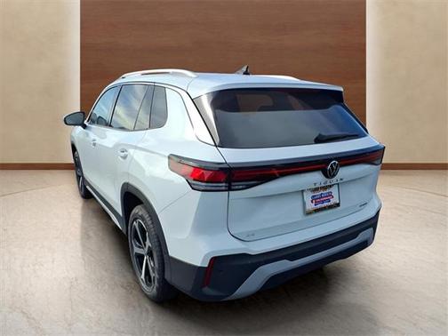 2025 Volkswagen Tiguan 2.0T SE 4MOTION