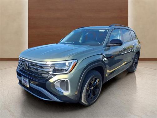 2026 Volkswagen Atlas 2.0T Peak Edition