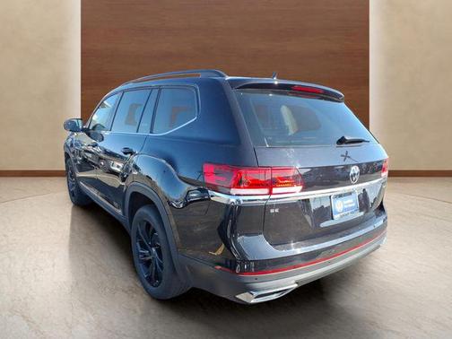 2023 Volkswagen Atlas 2.0T SE w/Technology 4MOTION
