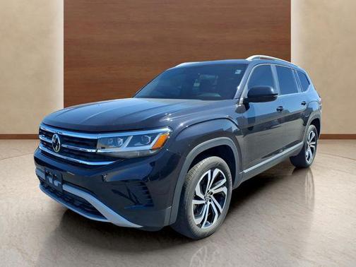 Deep Black 2023 Volkswagen Atlas 3.6L SEL